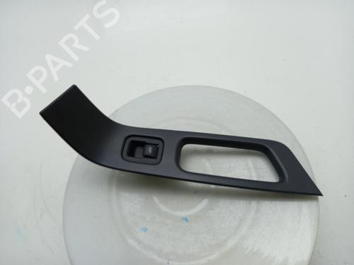 switch-volvo-xc60-i-suv-156-2008-2009-2010-2011-2012-2013-2014-2015-2016-2017-2018-40321754 main image