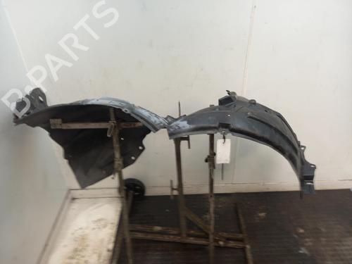 wheel-arch-nissan-leaf-ze1-2017-40316432 main image