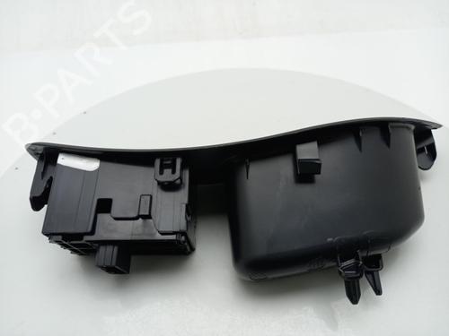 Switch TOYOTA YARIS (_P21_, _PA1_, _PH1_) 1.5 Hybrid (MXPH10, MXPH11) | BP40308445I30 - Image 4
