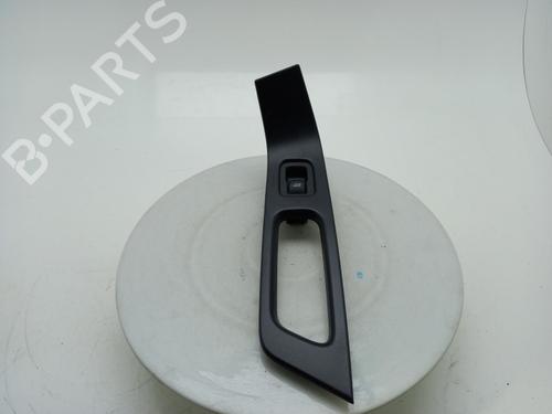 switch-volvo-xc60-i-suv-156-2008-2009-2010-2011-2012-2013-2014-2015-2016-2017-2018-40321756 main image