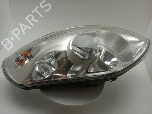 Used Right headlight Right headlight VAUXHALL MOVANO Mk II (B) VAN (X62) 2.3 CDTI FWD (FV) (125 hp) 40334844 40334844