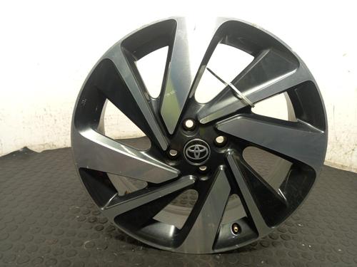 rim-toyota-aygo-x-_b7_-2022-40306878 main image