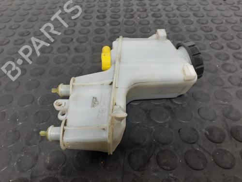 brake-fluid-reservoir-audi-a3-sportback-8va-8vf-2012-2013-2014-2015-2016-2017-2018-2019-2020-2021-40343896 main image