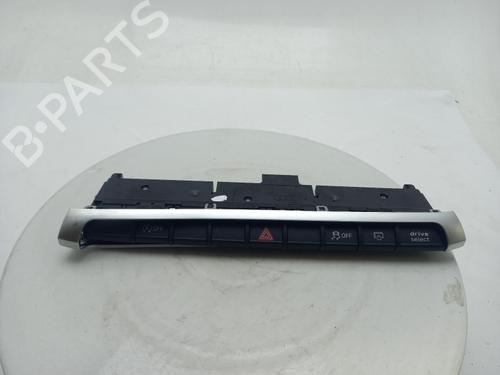 switch-audi-a3-limousine-8vs-8vm-2013-2014-2015-2016-2017-2018-2019-2020-2021-40309339 main image