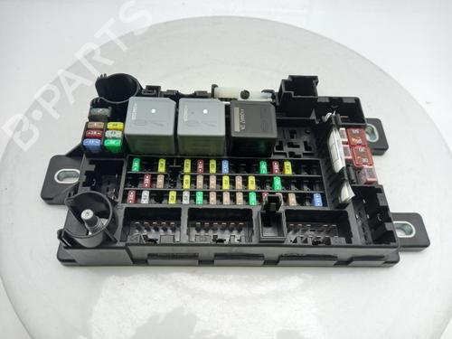 fuse-box-land-rover-range-rover-evoque-l551-2018-40333164 main image