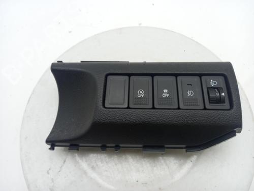 switch-suzuki-vitara-ly-2015-40316305 main image