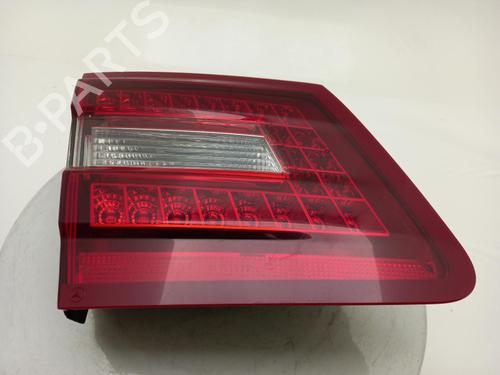 left-taillight-mercedes-benz-e-class-t-model-s212-2009-2010-2011-2012-2013-2014-2015-2016-40336752 main image