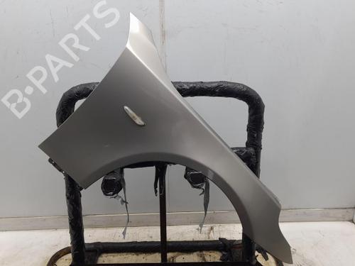 Used Right front fenders Right front fenders BMW 5 (E60) 520 d (177 hp) 40486990 40486990