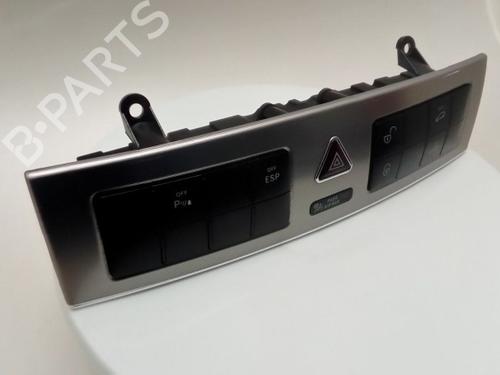 Warning switch MERCEDES-BENZ C-CLASS T-Model (S203) C 180 Kompressor (203.246) | BP40347077I22 - Image 2