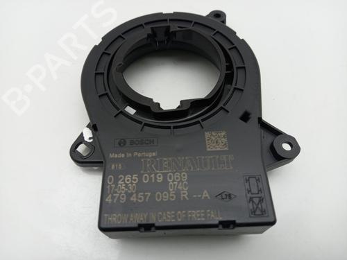 engine-control-unit-ecu-dacia-sandero-ii-2012-40312992 main image