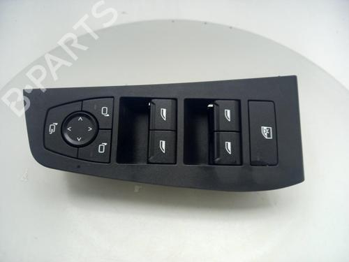 switch-bmw-1-f70-2024-40305916 main image