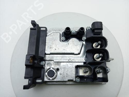 Used Engine control unit (ECU) Engine control unit (ECU) MERCEDES-BENZ GLA (H247) GLA 200 (247.787) (163 hp) 40330230 40330230