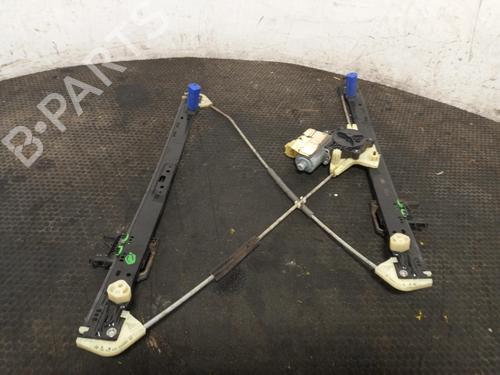 Front right window mechanism LAND ROVER DISCOVERY V (L462) 2.0 Sd4 4x4 | BP40316738C23 - Image 1