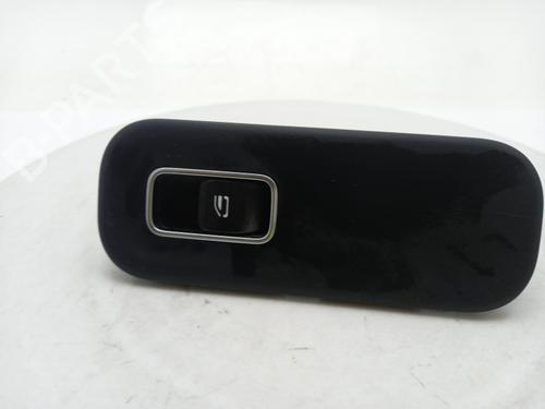switch-mercedes-benz-a-class-w177-2018-40303087 main image