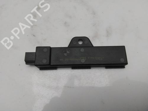 Used Engine control unit (ECU) Engine control unit (ECU) BMW i3 (I01) Electric (170 hp) 40343493 40343493