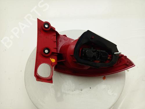 Right taillight SEAT LEON (1P1) 1.6 TDI | BP40338800C35 - Image 4