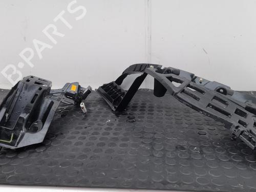 rear-bumper-bracket-porsche-macan-95b-2014-40307369 main image