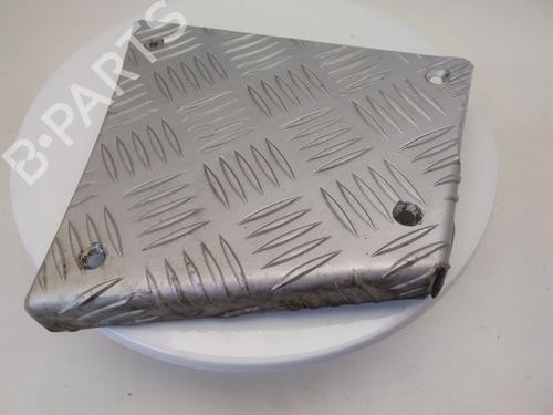 Used Corner bumper Corner bumper LAND ROVER DEFENDER Cabrio (L316) 2.5 Td5 4x4 (L316) (122 hp) 40347560 40347560
