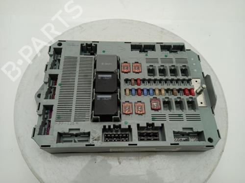 Used Fuse box Fuse box JAGUAR XF I (X250) 2.7 D (207 hp) 40339697 40339697