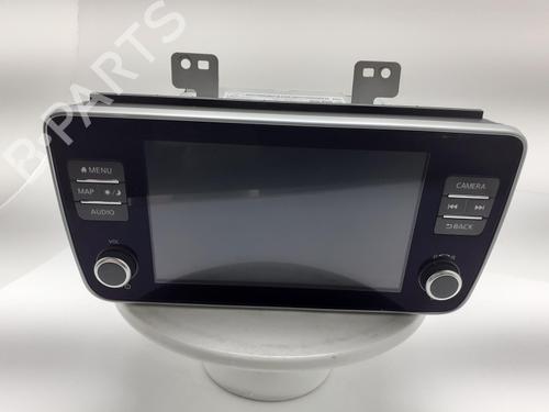 display-monitor-nissan-leaf-ze1-2017-40342952 main image