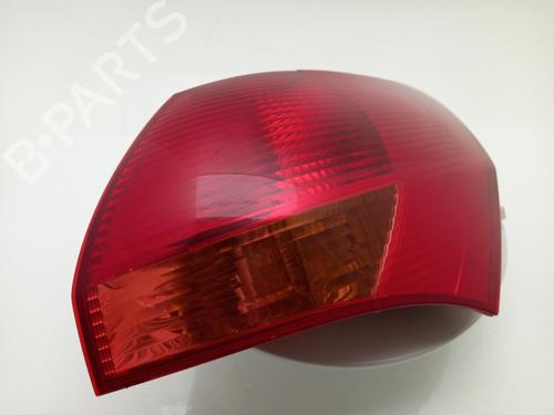 Used Right taillight Right taillight KIA VENGA (YN) 1.6 CRDi 115 (116 hp) 40318096 40318096
