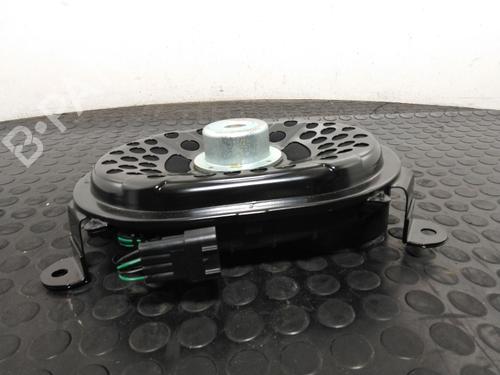 speaker-land-rover-discovery-v-l462-2016-40344682 main image