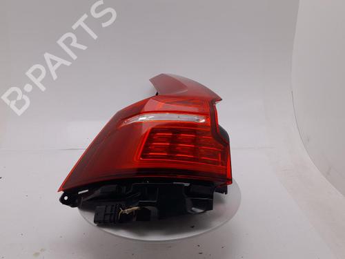 left-taillight-volvo-v60-ii-225-2018-40463862 main image