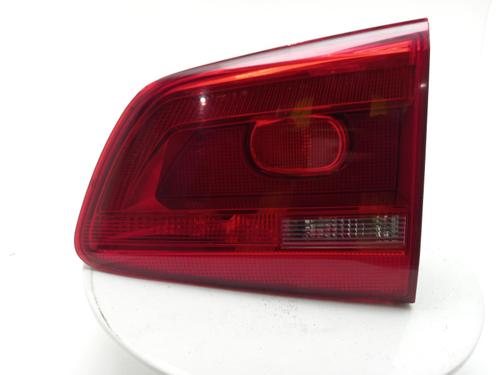 right-taillight-vw-touran-1t3-2010-2011-2012-2013-2014-2015-2016-40338153 main image