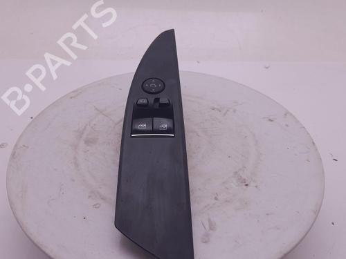 switch-bmw-8-coupe-g15-f92-2018-40303117 main image