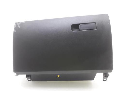 glove-box-mercedes-benz-cla-shooting-brake-x118-2019-40321039 main image