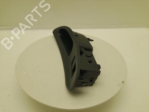 Used Switch Switch TOYOTA YARIS (_P21_, _PA1_, _PH1_) 1.5 Hybrid (MXPH10, MXPH11) (116 hp) 40308934 40308934