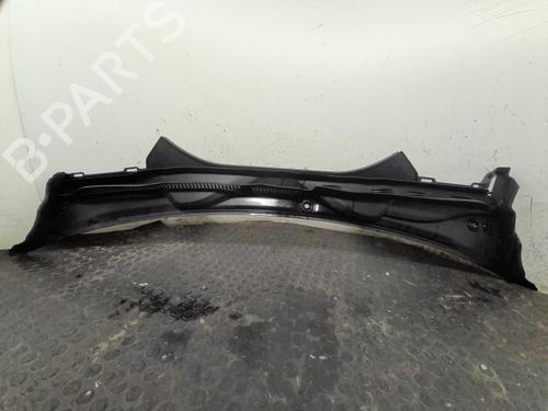 scuttle-panel-bmw-i4-g26-2021-40304530 main image
