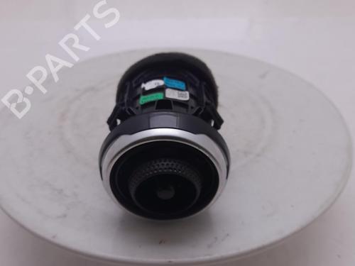 air-vent-nissan-juke-f16_-2019-40302880 main image