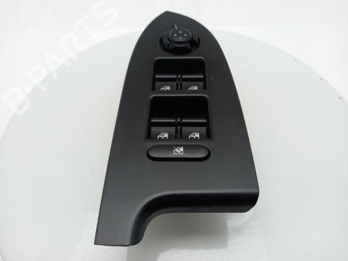 Used Switch Switch ALFA ROMEO GIULIETTA (940_) 1.6 JTDM (940FXD1A) (105 hp) 40323109 40323109