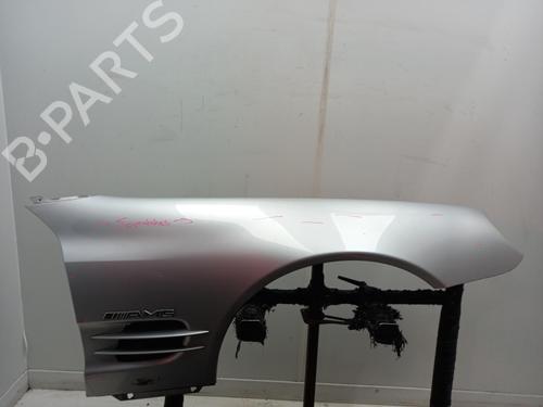 Used Right front fenders Right front fenders MERCEDES-BENZ SL (R230) 350 (230.467) (245 hp) 40329892 40329892