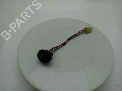 Used Switch Switch NISSAN PRIMERA Hatchback (P10) 2.0 (150 hp) 40310322 40310322