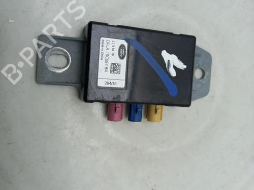 engine-control-unit-ecu-land-rover-discovery-v-l462-2016-40327815 main image