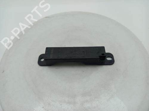engine-control-unit-ecu-aston-martin-db11-vantage-2016-40341857 main image