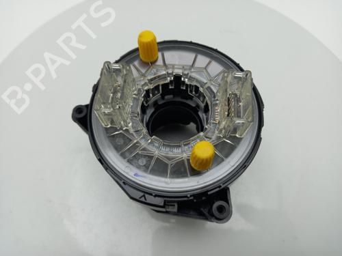 squib-airbag-tesla-model-3-5yj3-2017-40334337 main image