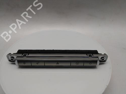 switch-jaguar-xf-i-x250-2008-2009-2010-2011-2012-2013-2014-2015-40344595 main image