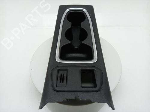 cupobject-holder-vauxhall-corsa-mk-v-f-2019-40300045 main image