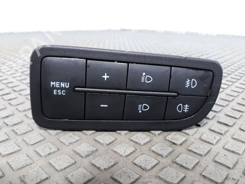 Used Headlight switch Headlight switch FIAT QUBO (225_) 1.3 D Multijet (225CXB1A, 225AXB1A, 225CXB11, 225AXB11,... (75 hp) 40347706 40347706