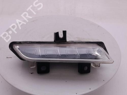 right-daytime-light-renault-clio-iv-bh_-2012-2013-2014-2015-2016-2017-2018-2019-2020-2021-40301226 main image