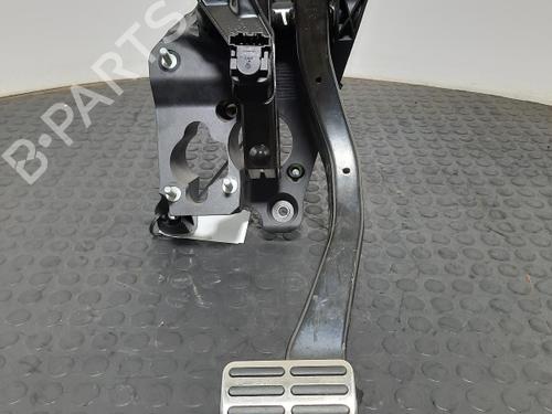 pedal-audi-r8-spyder-427-429-2010-2011-2012-2013-2014-2015-2016-40343313 main image