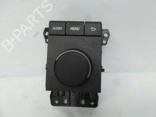 switch-lexus-nx-_z1_-2014-40347884 main image