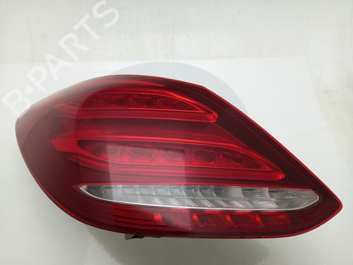 Used Left taillight Left taillight MERCEDES-BENZ C-CLASS (W205) C 300 BlueTEC Hybrid / h (205.012) (231 hp) 40520555 40520555