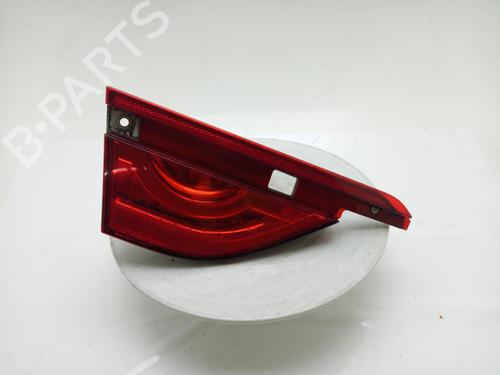 left-taillight-jaguar-xf-ii-x260-2015-40315375 main image