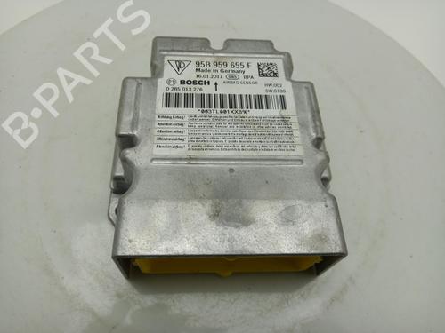 Used Engine control unit (ECU) Engine control unit (ECU) PORSCHE MACAN (95B) 3.0 S Diesel (258 hp) 40338366 40338366