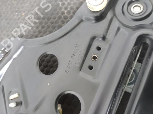 Rear left window mechanism BMW 1 Convertible (E88) 118 d | BP40320379C24 - Image 4