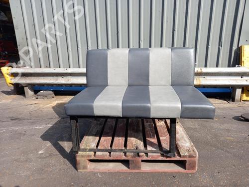Rear seat (2nd row) FORD TRANSIT Van (FA_ _) 2.4 DI (FAA_, FAB_, FAC_, FAD_) | BP40335703I23 - Image 3